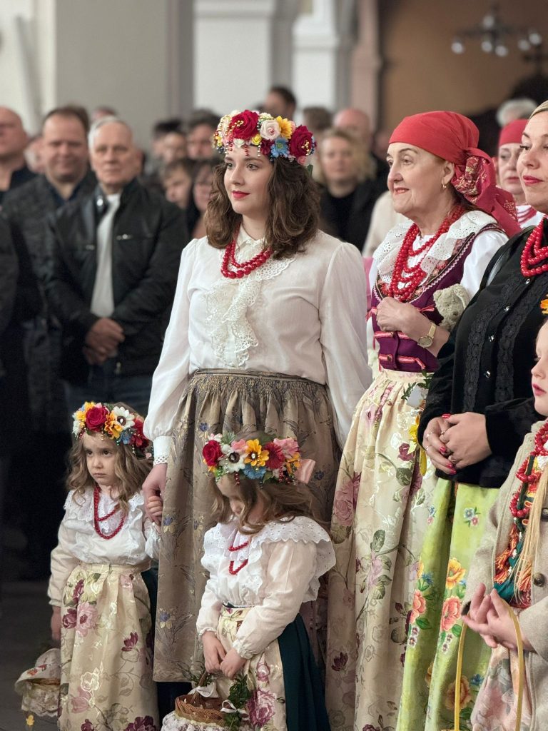 Święcenie Pokarmów w Wielką Sobotę 